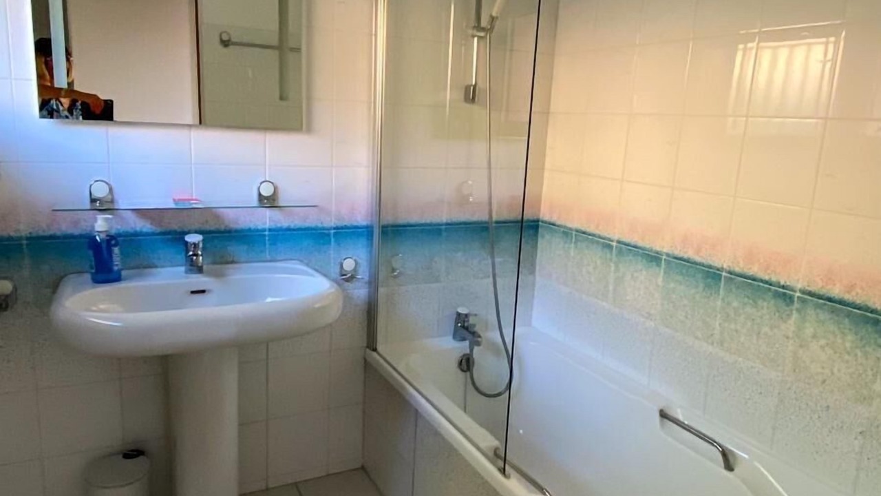 Photo of Bathroom in Etoile-sur-Rhone