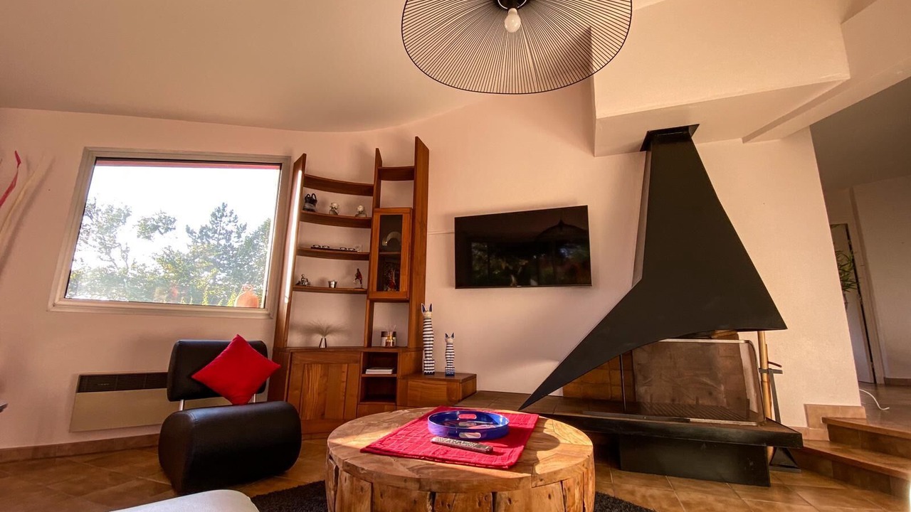 Photo of Livingroom in Etoile-sur-Rhone