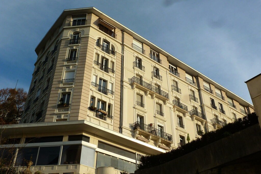 Photo of Buildings in Aix-les-Bains City Center