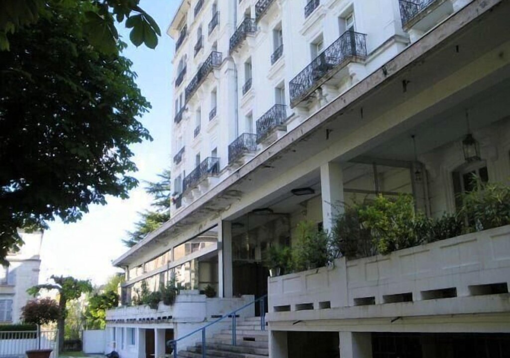 Photo of Buildings in Aix-les-Bains City Center