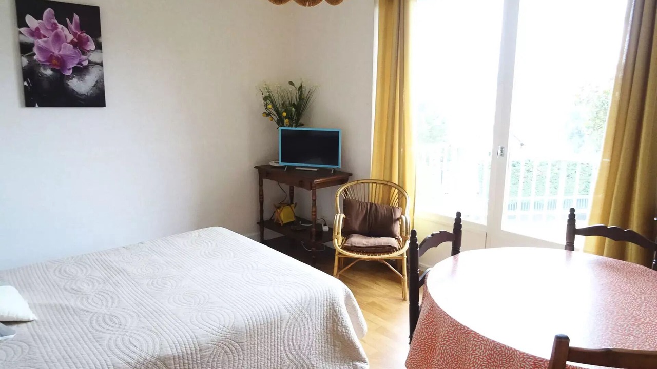Photo of Bedroom in Aix-les-Bains