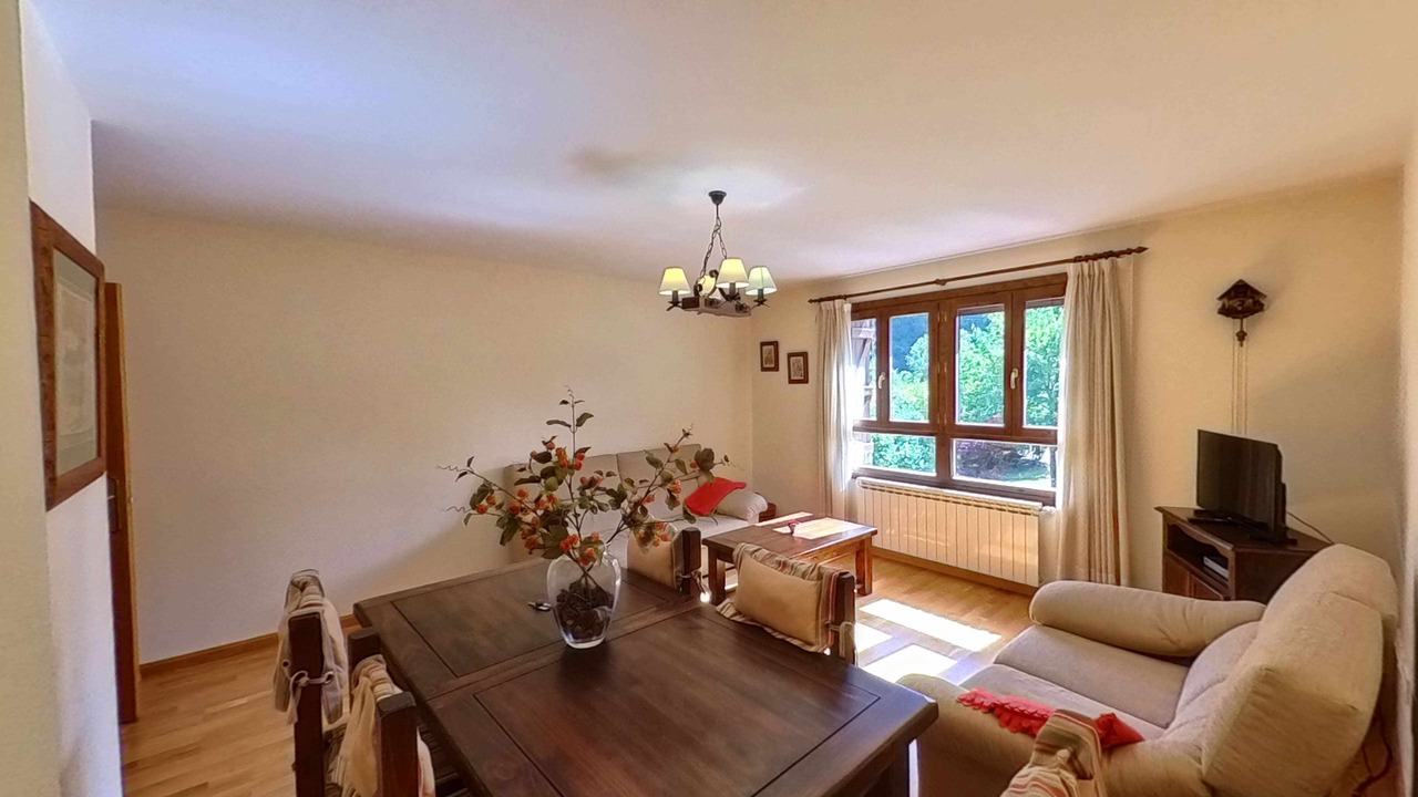 Photo of Livingroom in Escarrilla