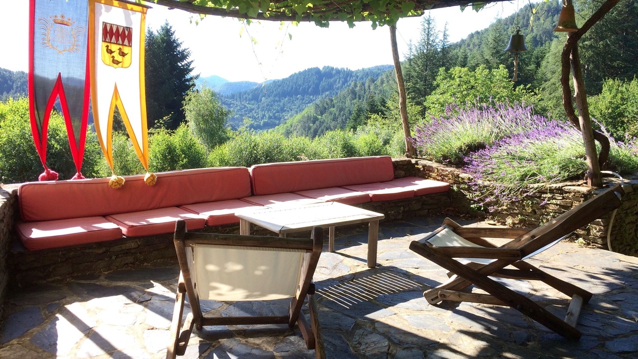 Photo of Patio Balcony in Saumane