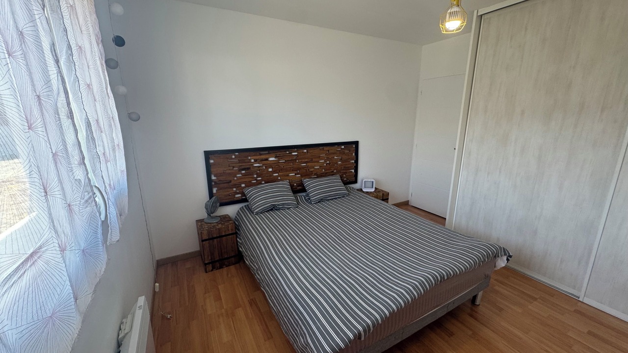Photo of Bedroom in Biganos