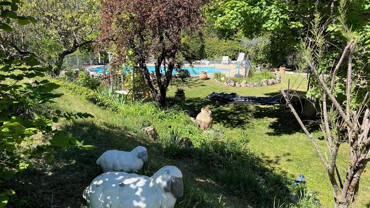 Photo of Outdoor in Auriol