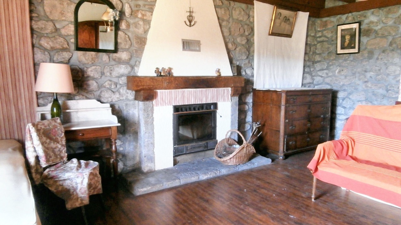 Photo of Livingroom in Lascelle