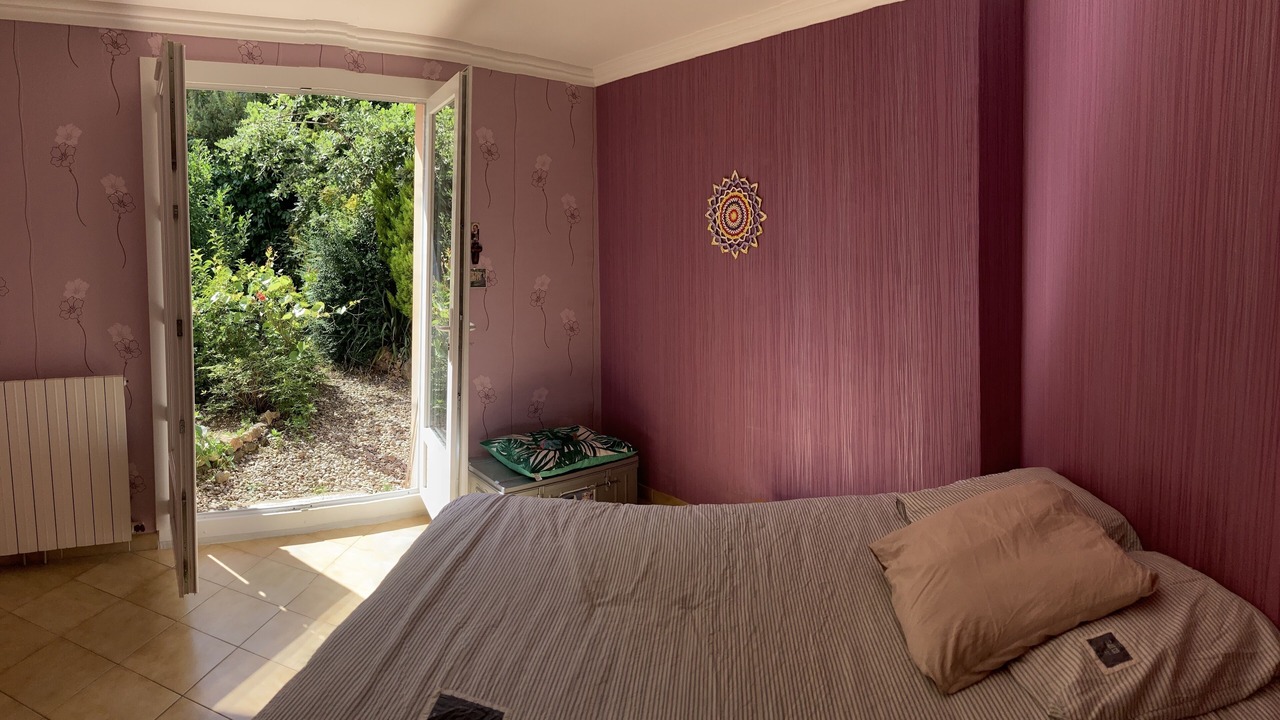 Photo of Bedroom in Saint-Etienne-Estrechoux