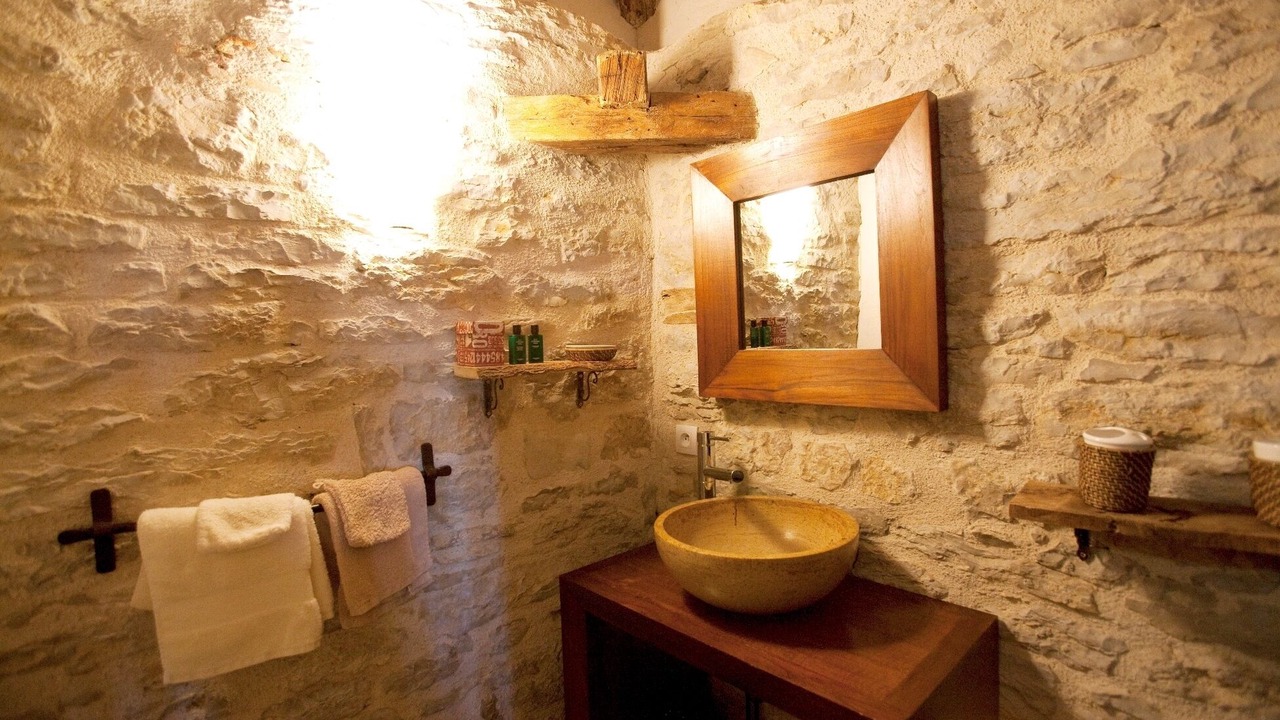 Photo of Bathroom in Septfonds