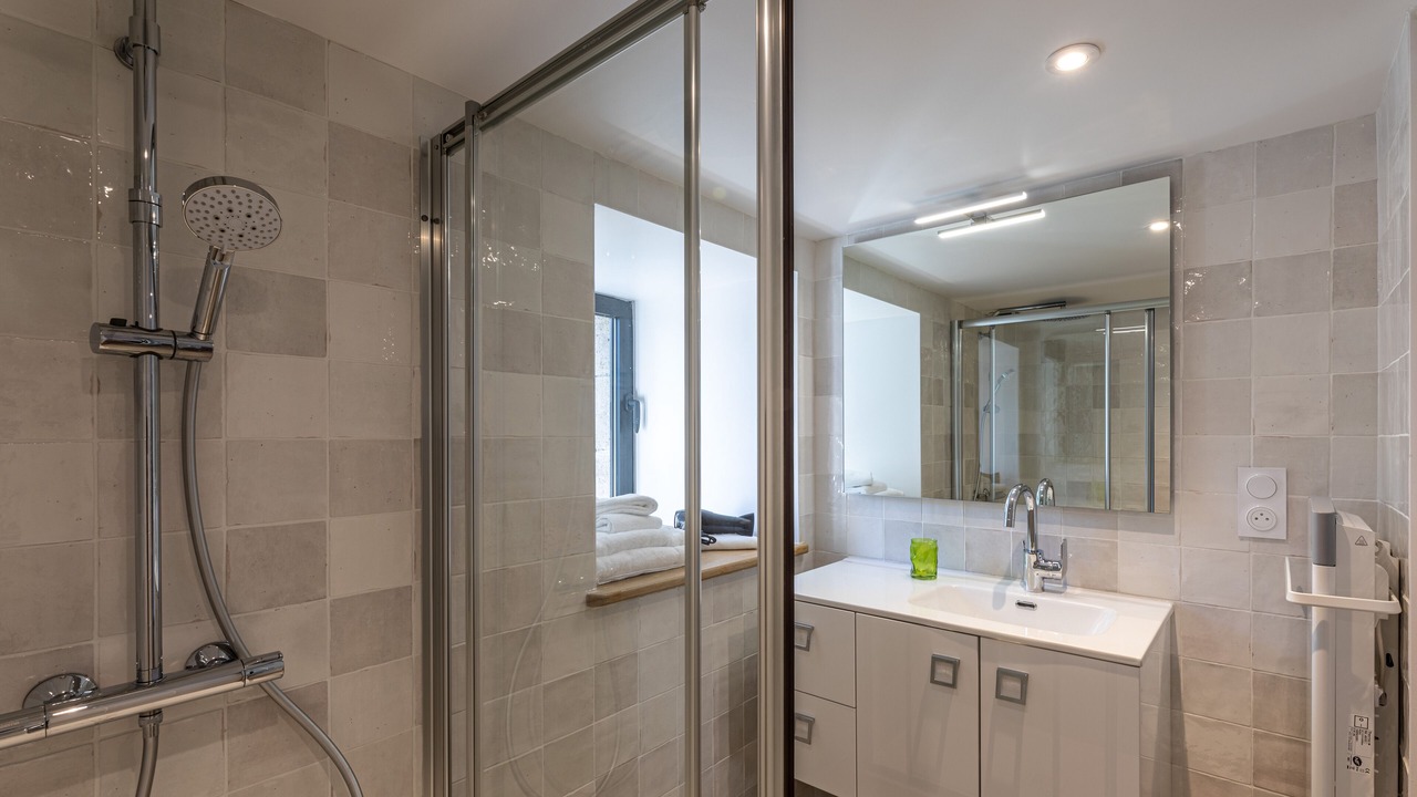 Photo of Bathroom in Raulhac