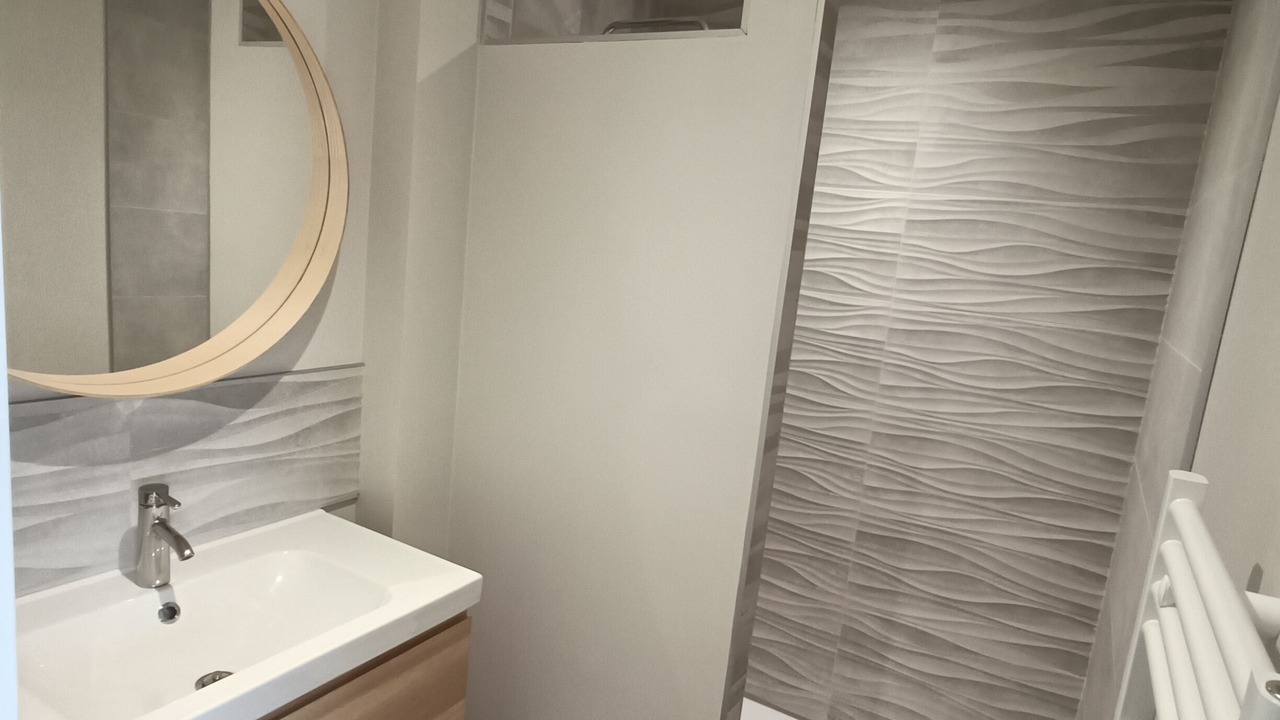 Photo of Bathroom in Arpajon-sur-Cere