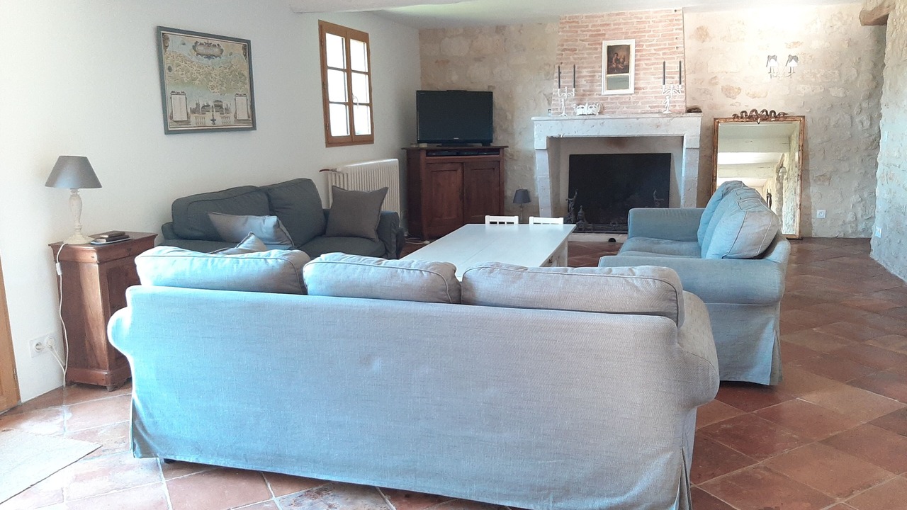 Photo of Livingroom in Saint-Germain-dEsteuil