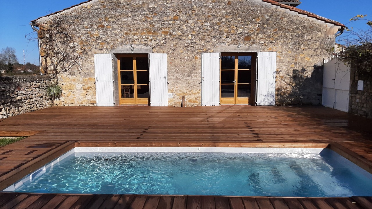 Photo of Outdoor in Saint-Germain-dEsteuil