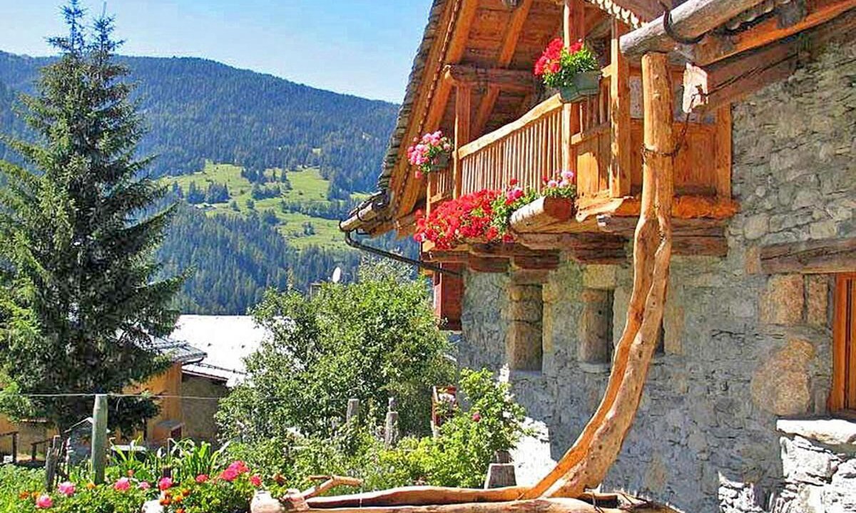 Photo of Outdoor in Nancroit
