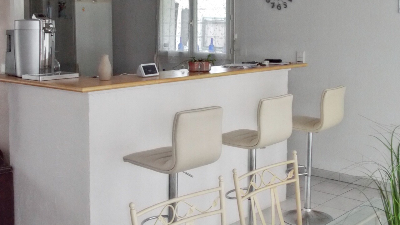 Photo of Livingroom in Angoume