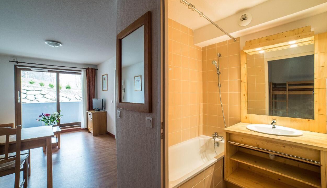 Photo of Bathroom in Les Bottieres