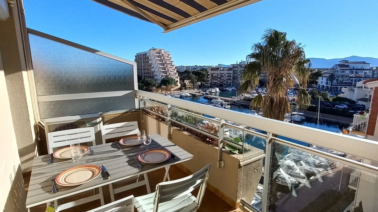 Photo of Outdoor in Le Port