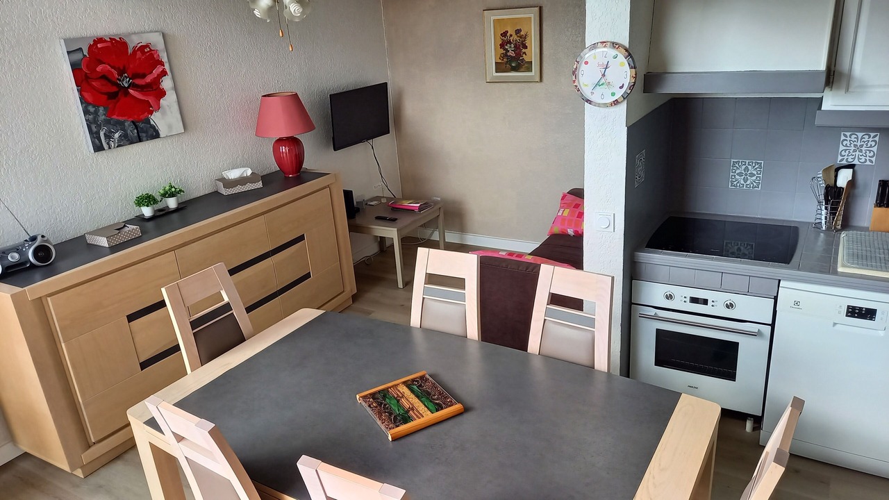Photo of Kitchen in Le Port