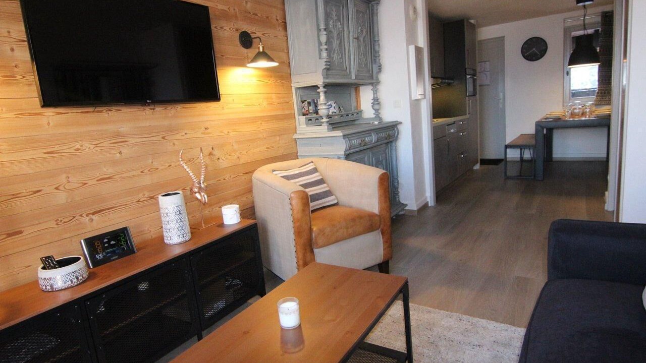Photo of Livingroom in Jeux