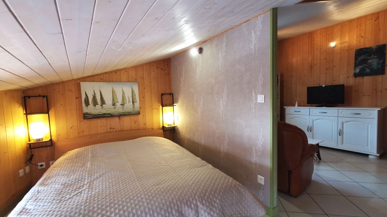 Photo of Bedroom in Saint-Just-pres-Brioude
