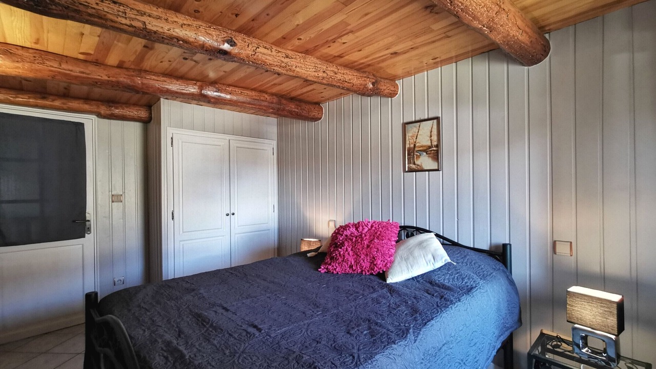 Photo of Bedroom in Saint-Just-pres-Brioude