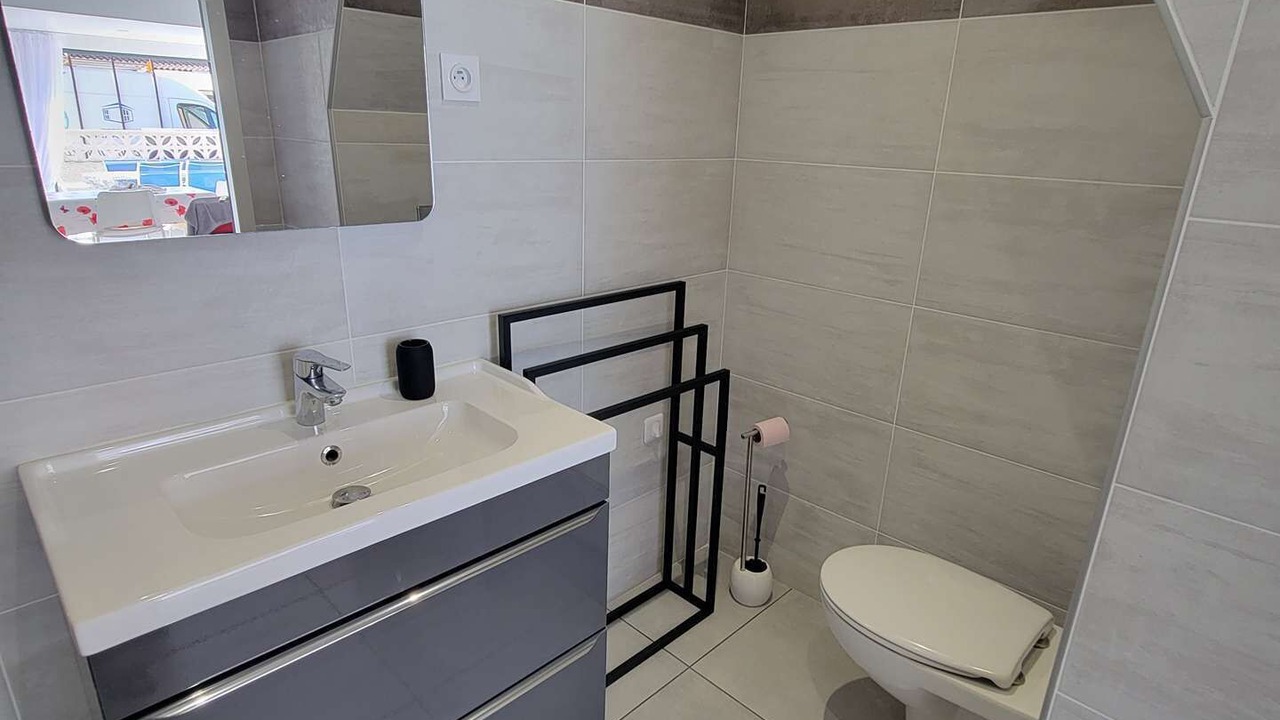 Photo of Bathroom in Portiragnes-Plage