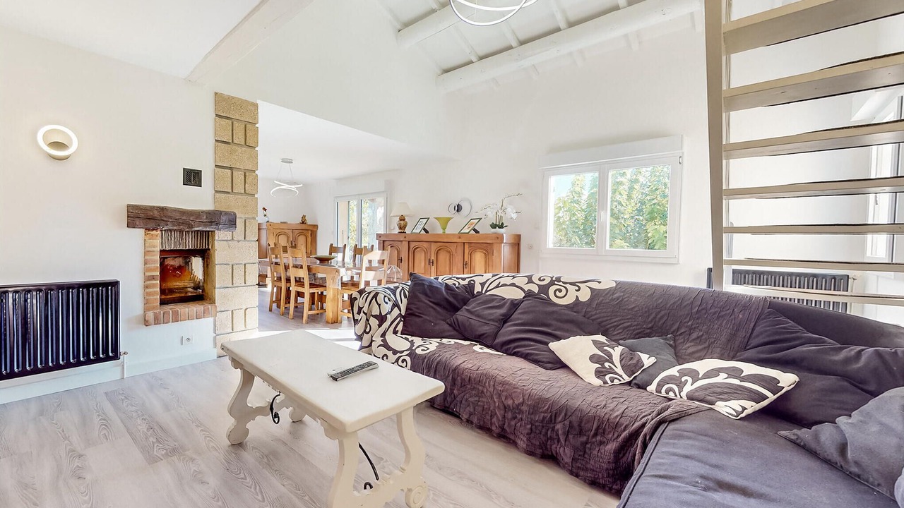 Photo of Bedroom in Saint-Maurice-sur-Eygues