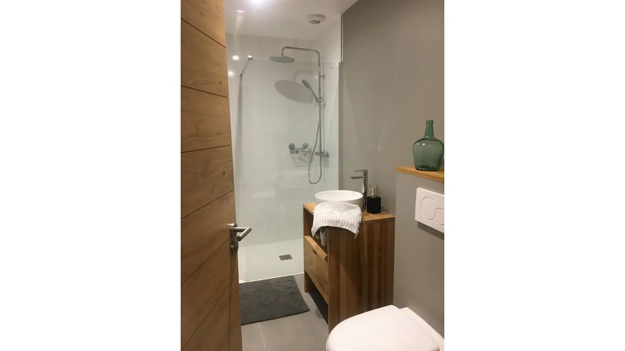 Photo of Bathroom in Quintal