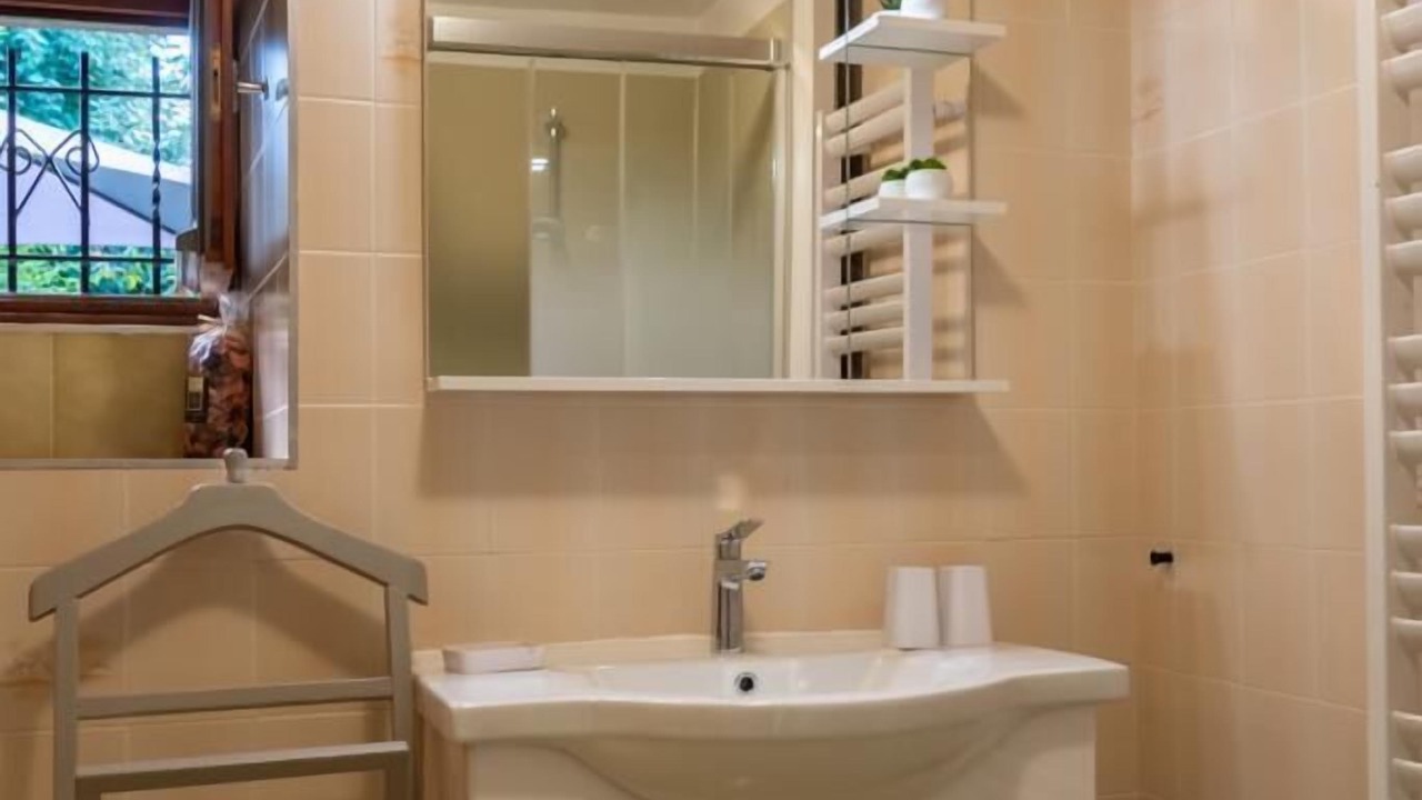 Photo of Bathroom in Saint-Alban-sur-Limagnole