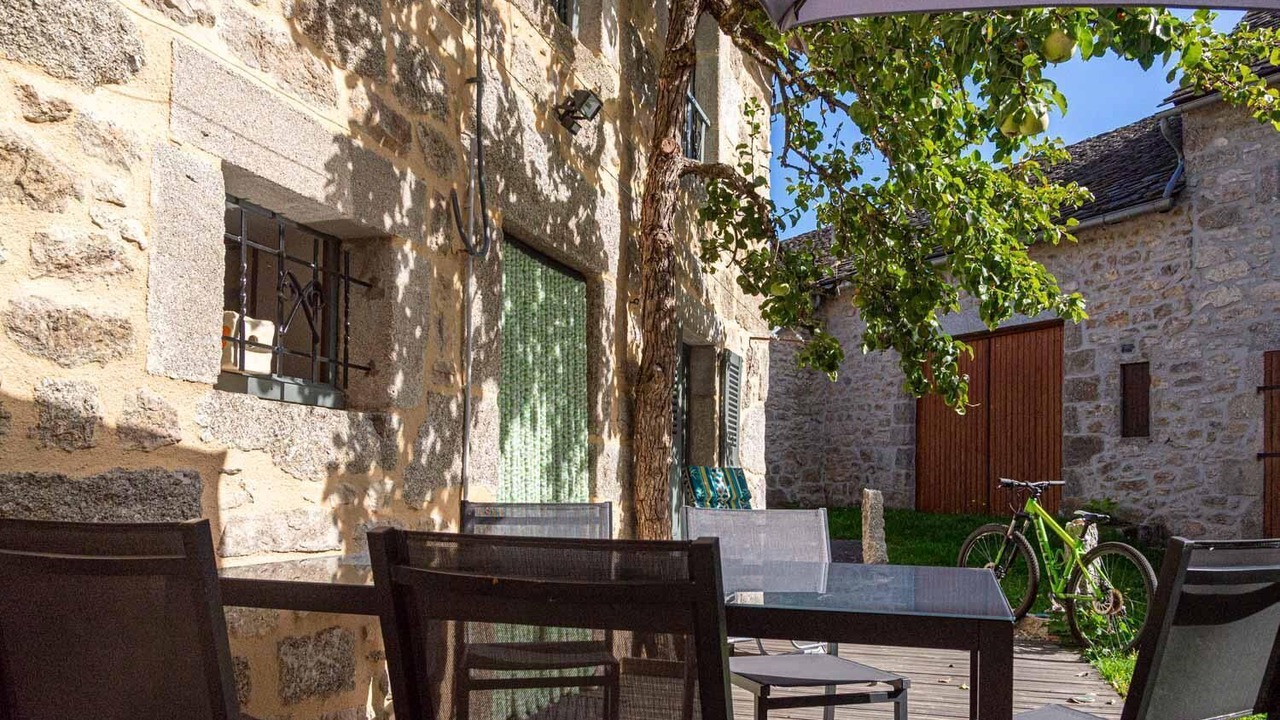 Photo of Outdoor in Saint-Alban-sur-Limagnole