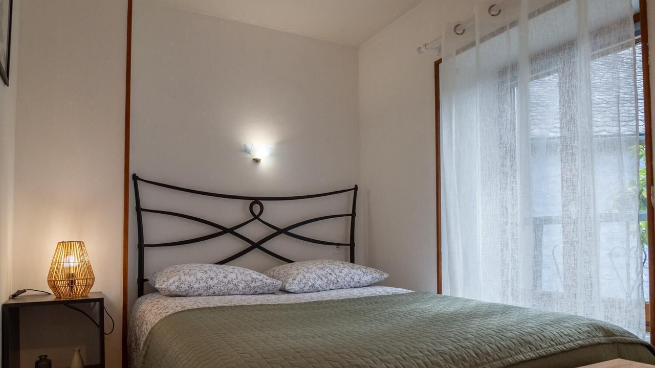 Photo of Bedroom in Saint-Alban-sur-Limagnole
