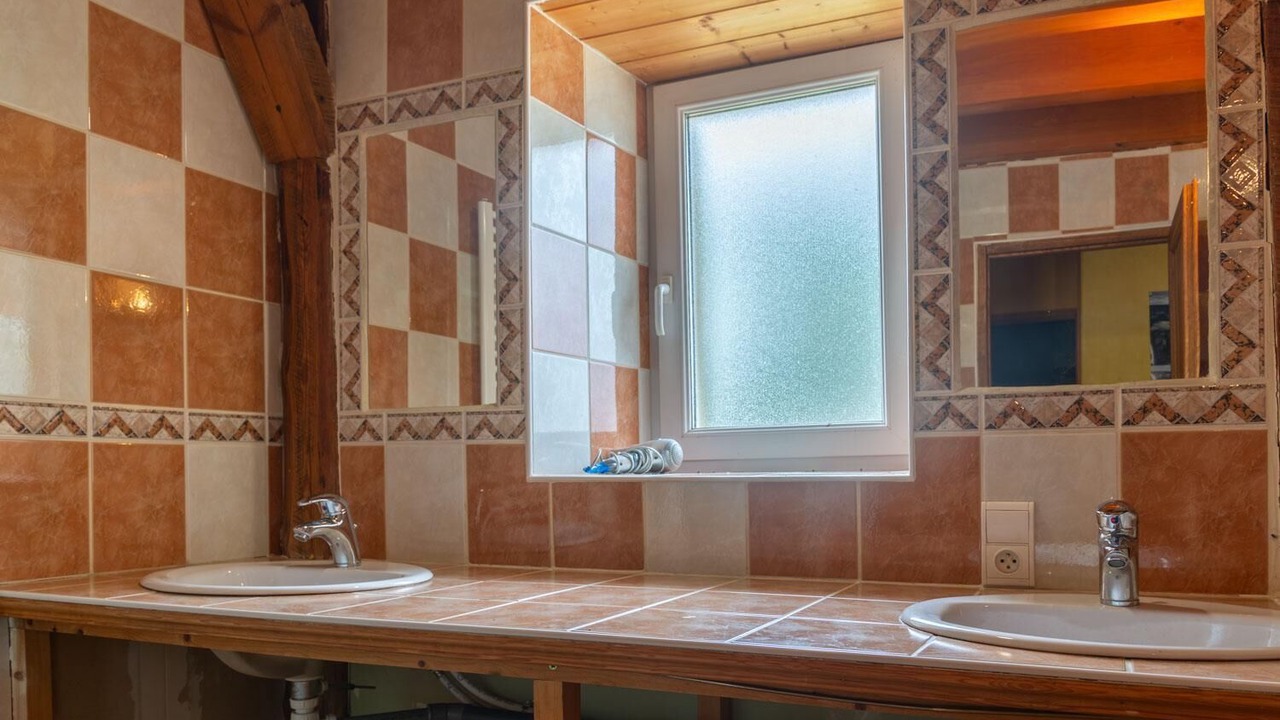 Photo of Bathroom in Saint-Symphorien