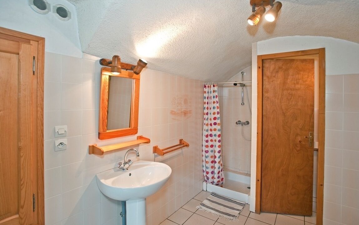 Photo of Bathroom in La Canourgue