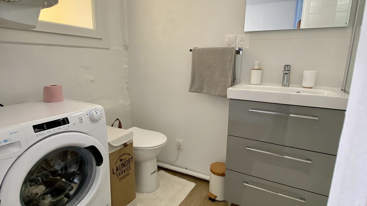 Photo of Bathroom in Mediterranee