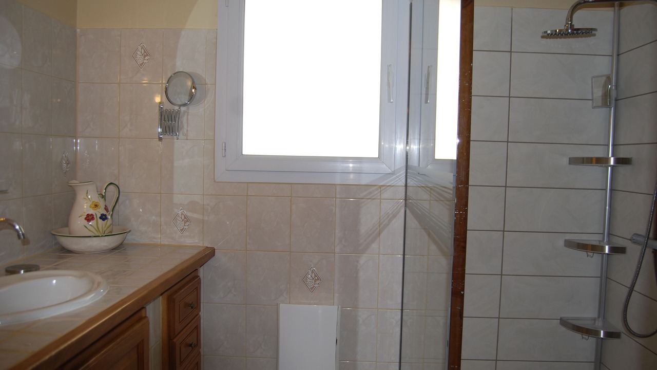 Photo of Bathroom in Grillon