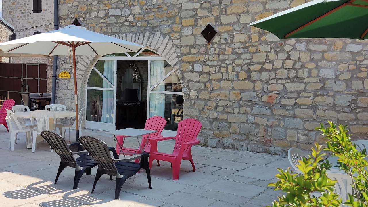 Photo of Outdoor in Grospierres