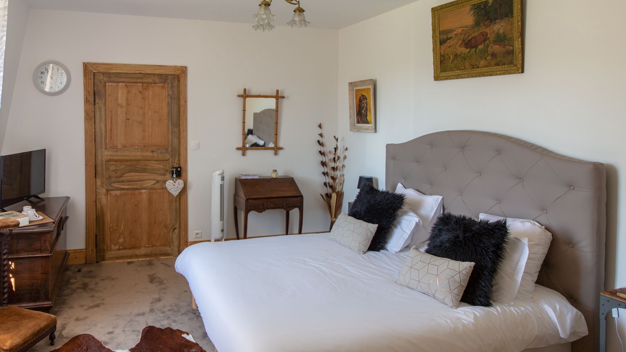 Photo of Bedroom in Saint-Bertrand-de-Comminges
