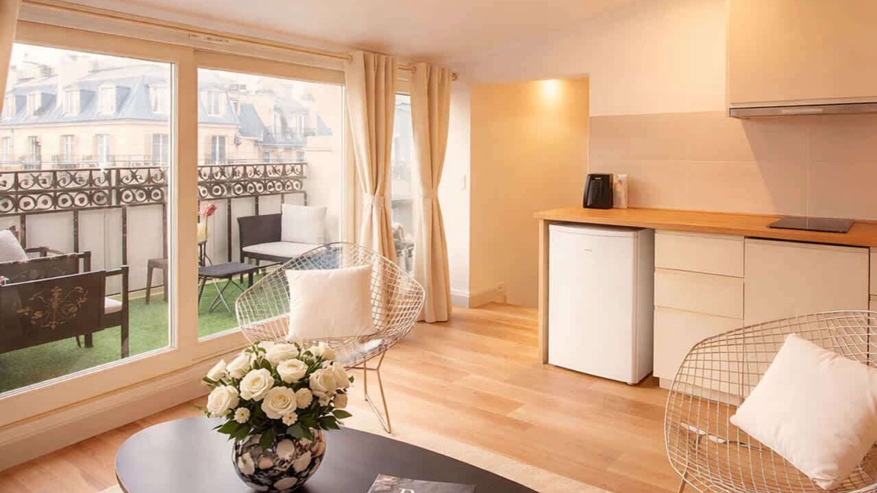 Photo of Bedroom in Sorbonne