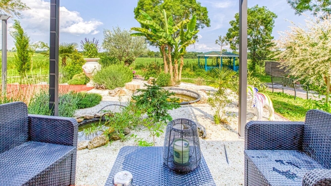 Photo of Patio Balcony in Septfonds