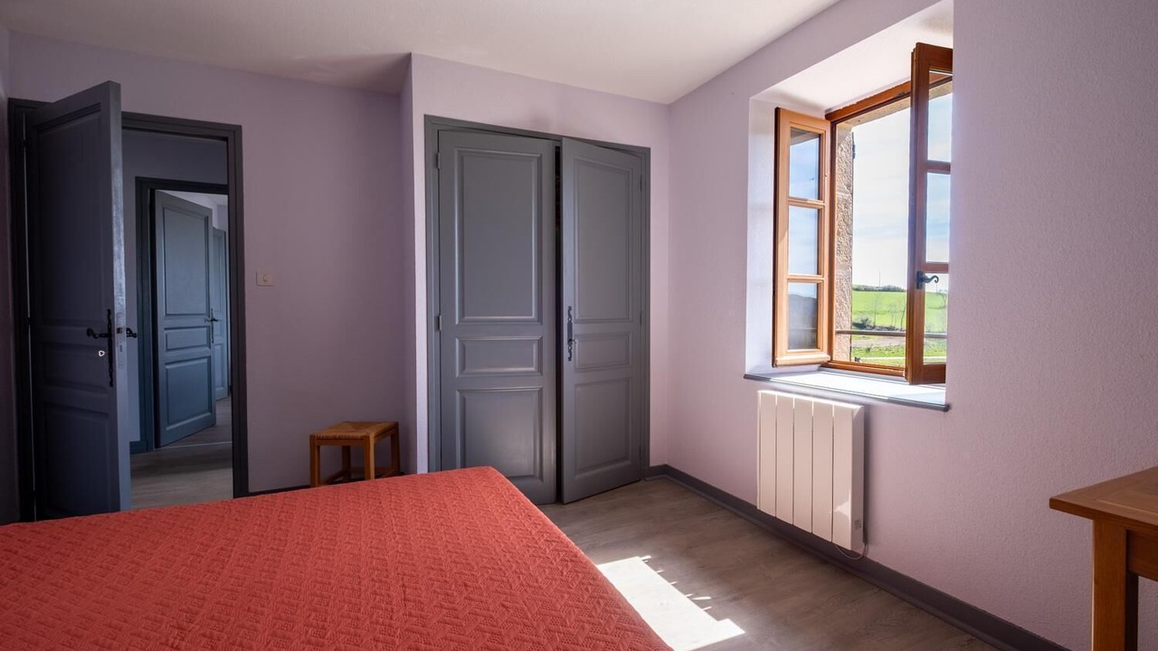 Photo of Bedroom in Laval-Atger