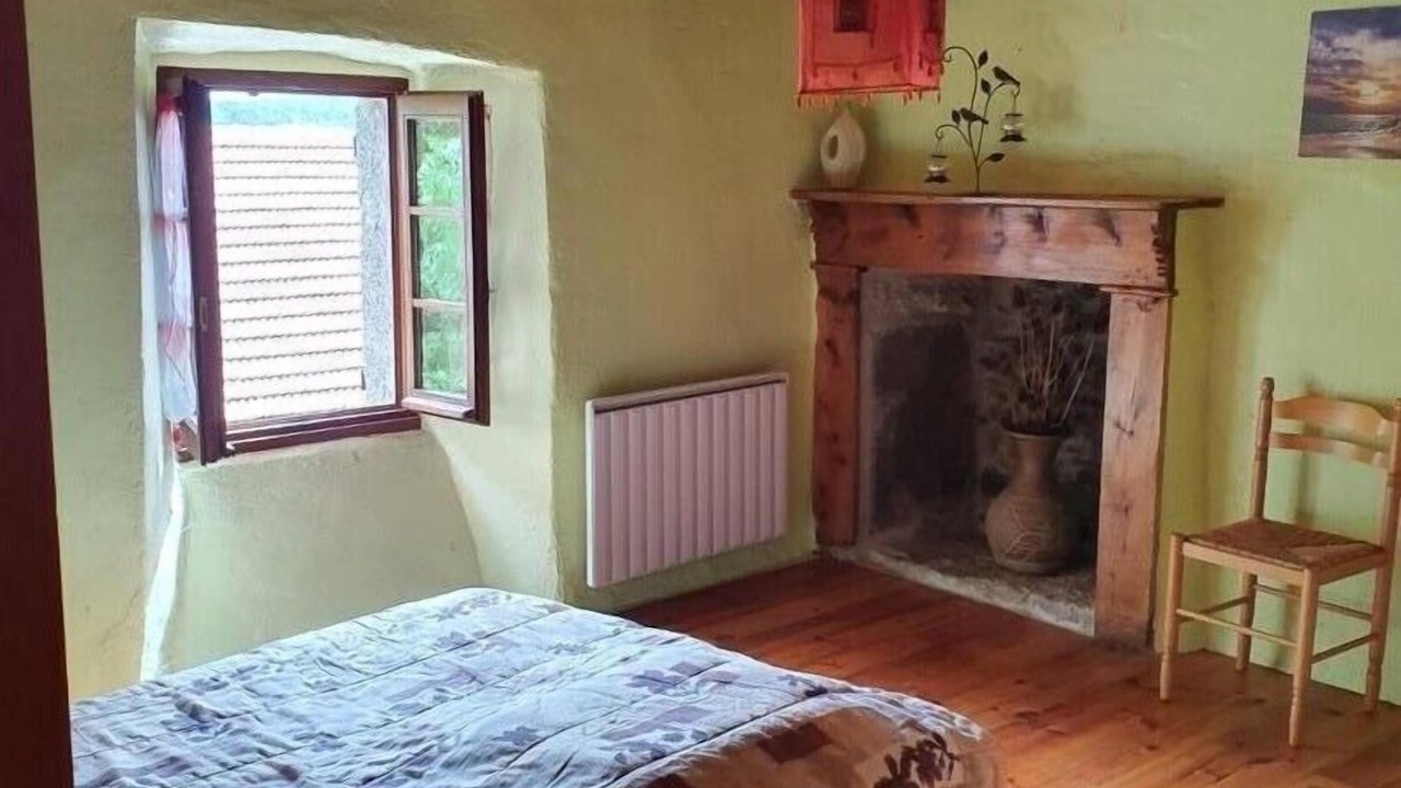 Photo of Bedroom in Saint-Symphorien