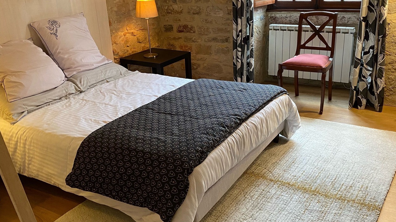 Photo of Bedroom in Loubressac