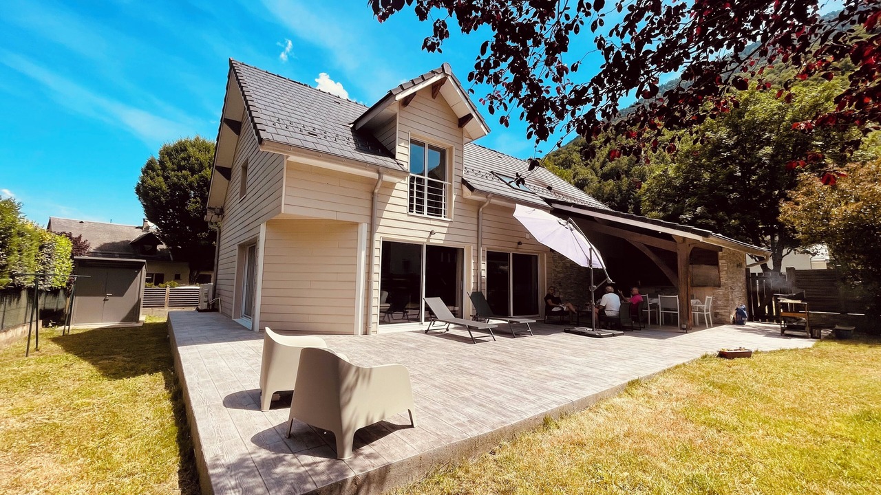 Photo of Patio Balcony in Saint-Mamet