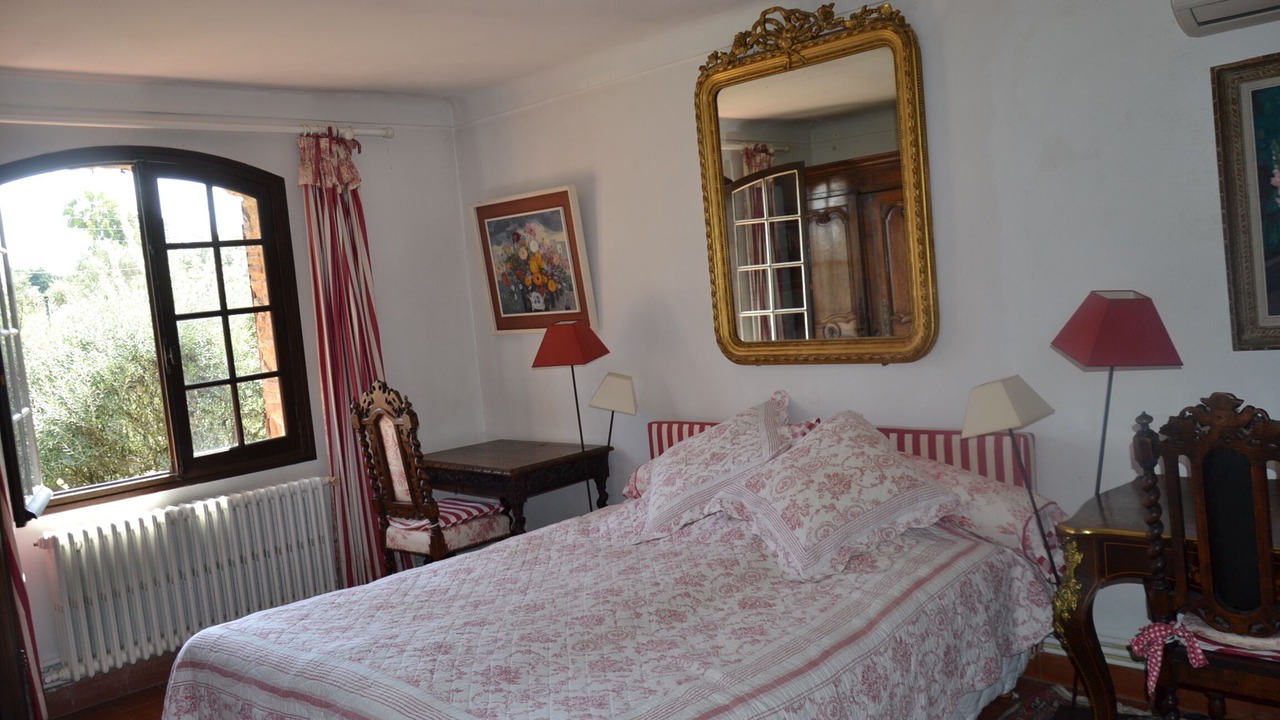 Photo of Bedroom in Cap-d'Antibes