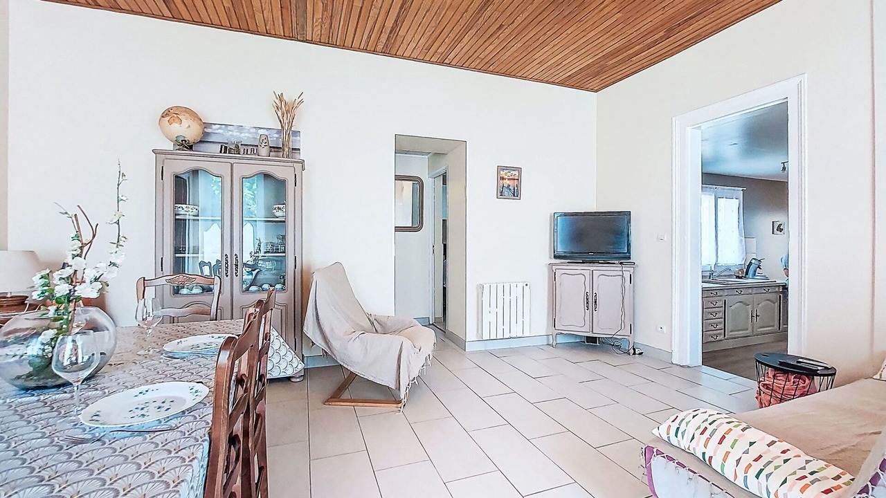 Photo of Bedroom in Begadan