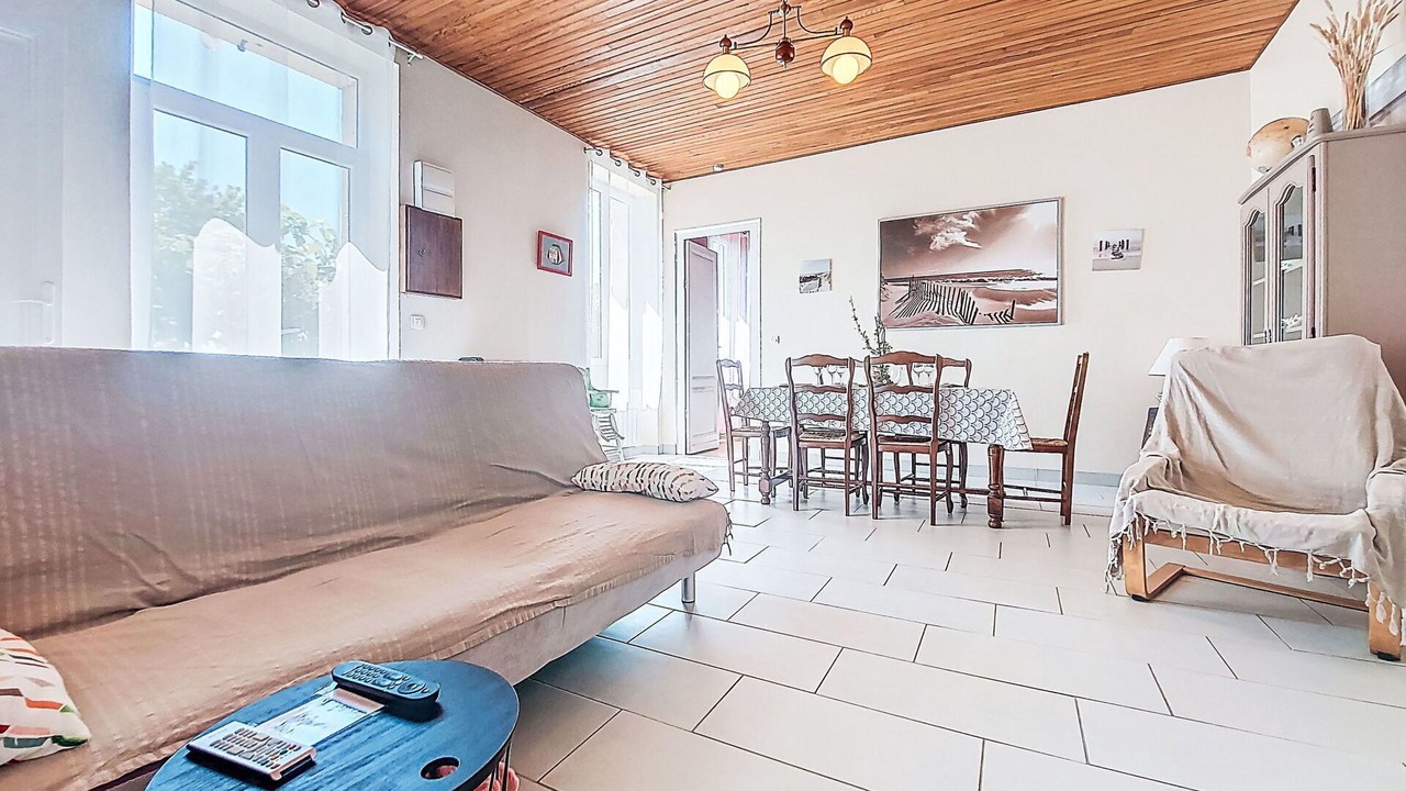 Photo of Bedroom in Begadan