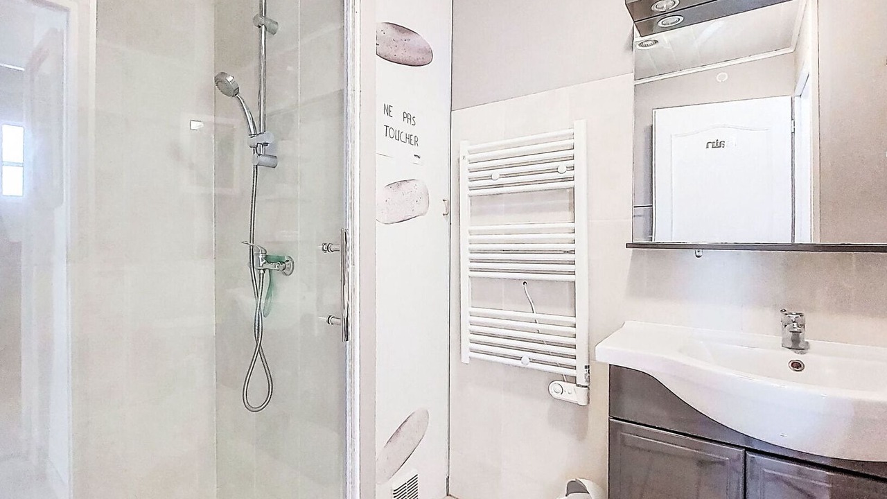 Photo of Bathroom in Begadan