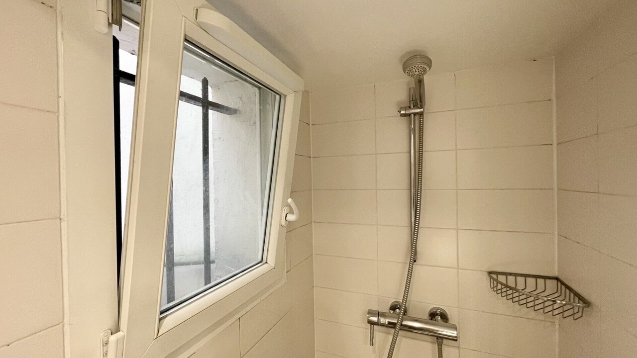 Photo of Bathroom in Quartier du Mail