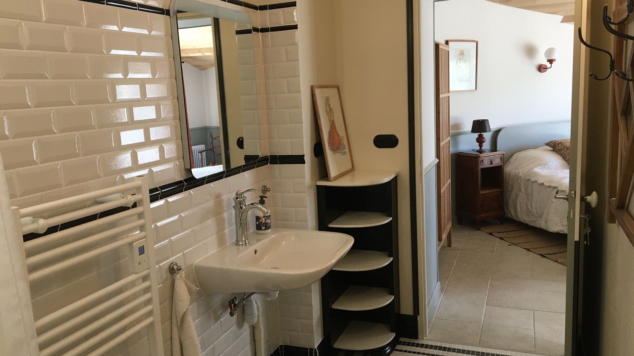 Photo of Bathroom in Souspierre