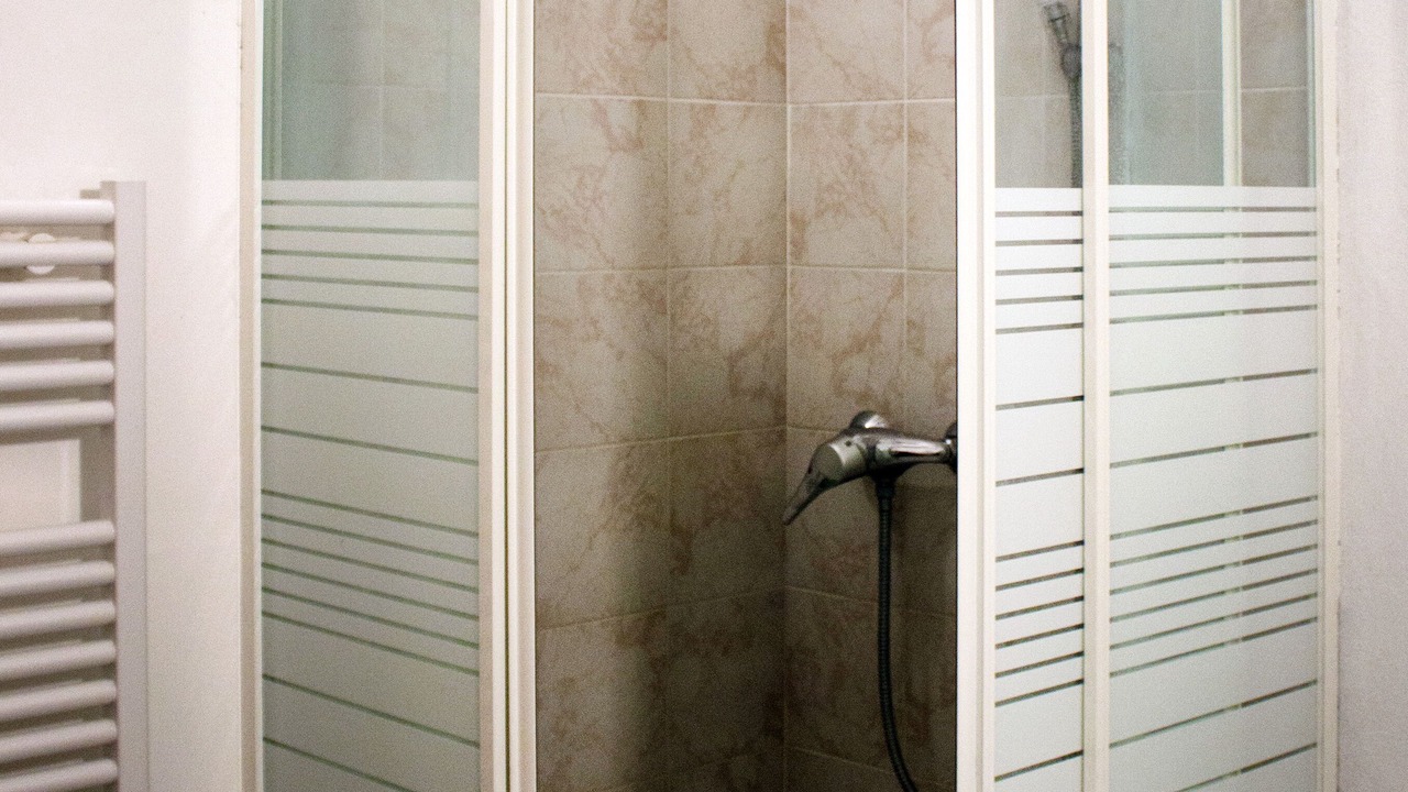 Photo of Bathroom in Marnhagues-et-Latour