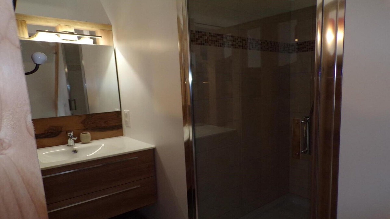 Photo of Bathroom in Teyssieu